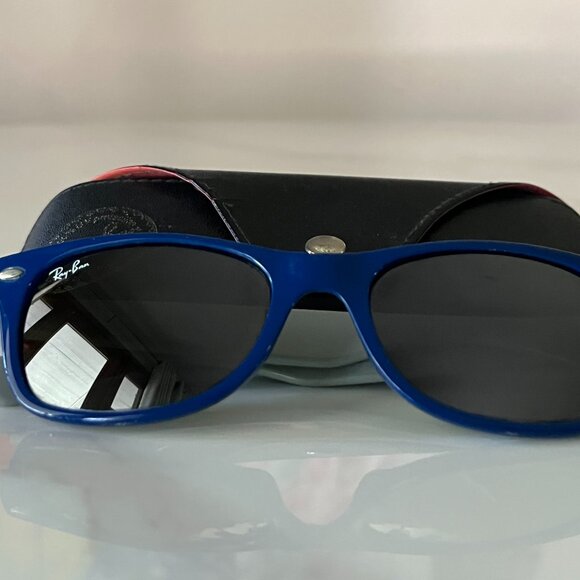 Ray-Ban New Wayfarer RETIRED - Picture 4 of 10